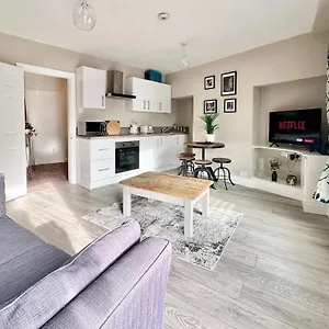 Blossoms Reach - 2 Minutes From Station And City Centre Apartment York